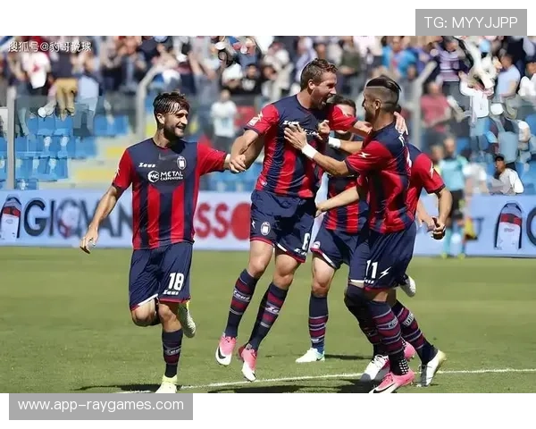 科莫控球率超七成全场压制维罗纳展现统治力